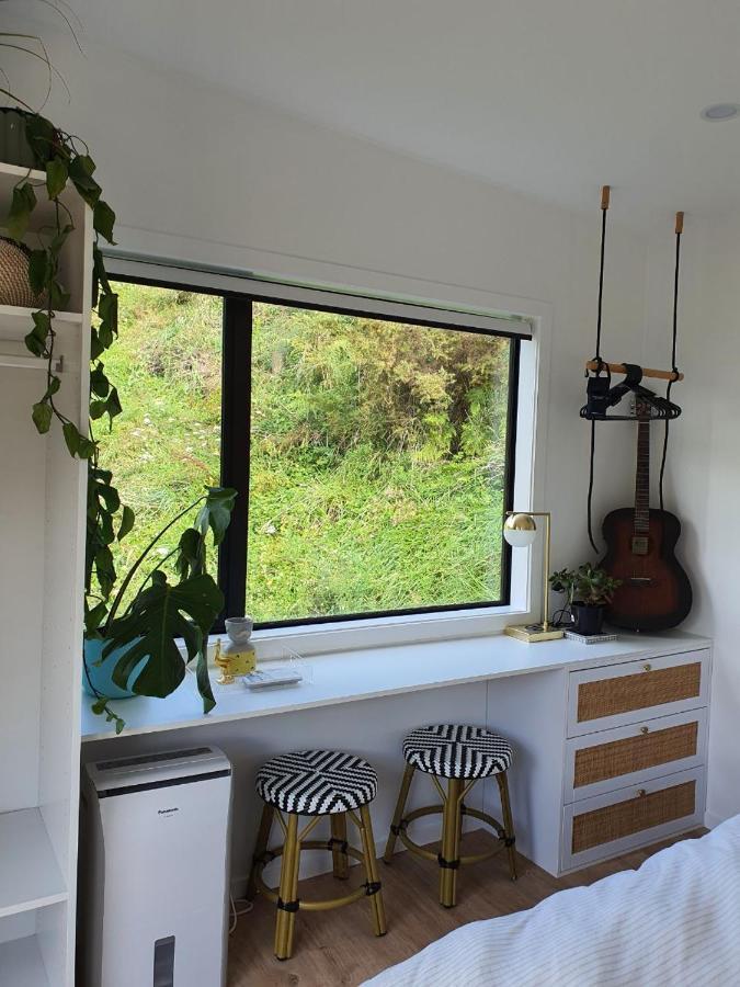 Tiny House With Greenhouse Dining 로어허트 외부 사진